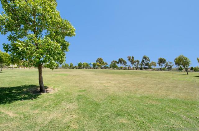 13800 Torrey Del Mar Dr, San Diego CA: https://media.crmls.org/mediaz/982d6df9-dc76-48de-9847-d9edbd52b2b3.jpg