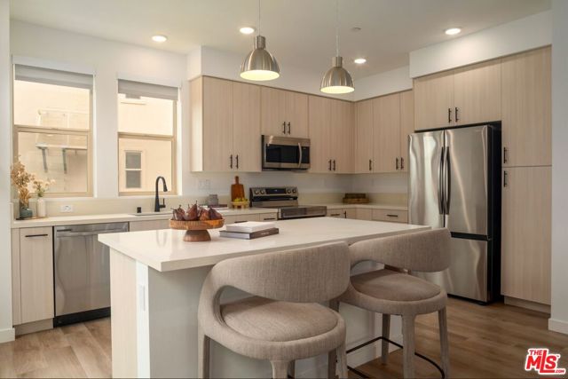 2724 N Rana Way, Los Angeles CA: https://media.crmls.org/mediaz/982eaf2b-d5a0-4463-aedc-130f5f201b1b.jpg