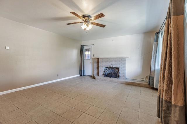 263 Maple Street, Hollister CA: https://media.crmls.org/mediaz/982f0a68-ccab-442b-9263-384c77110ea8.jpg