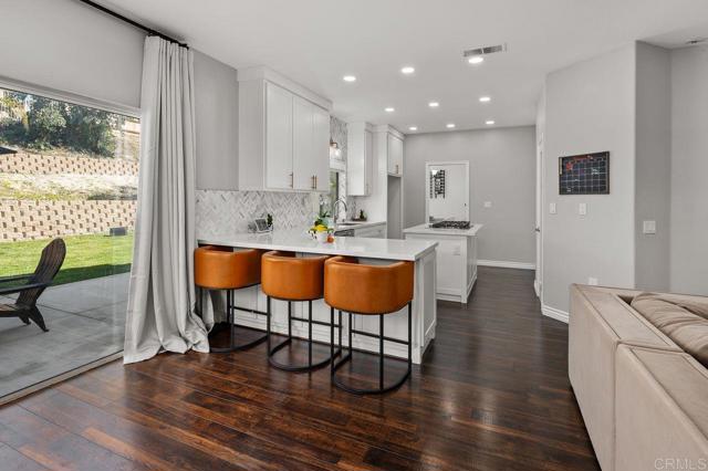 509 Windy Way, Chula Vista CA: https://media.crmls.org/mediaz/982f8b5e-d0d8-4fb0-8ad6-45a6b8d66a57.jpg