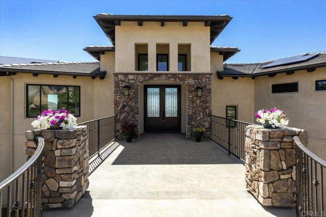 9607 Misty Meadow Lane, Escondido CA: https://media.crmls.org/mediaz/98301ffd-249b-41c2-a2d8-ee164e3700da.jpg