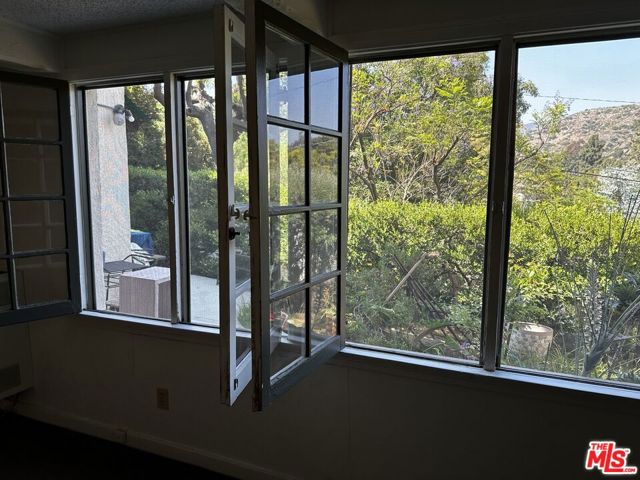 Image 2 for 6863 Alta Loma Terrace, Los Angeles, CA 90068