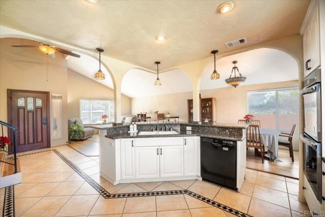 Detail Gallery Image 10 of 55 For 9068 Ellingham St, San Diego,  CA 92129 - 4 Beds | 3 Baths