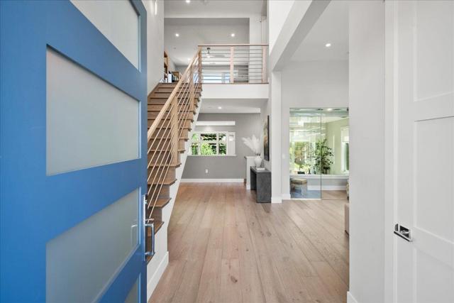 115 Wika Ranch Court, Redwood City CA: https://media.crmls.org/mediaz/9833e602-8d91-466d-b163-a607bcfbf93f.jpg