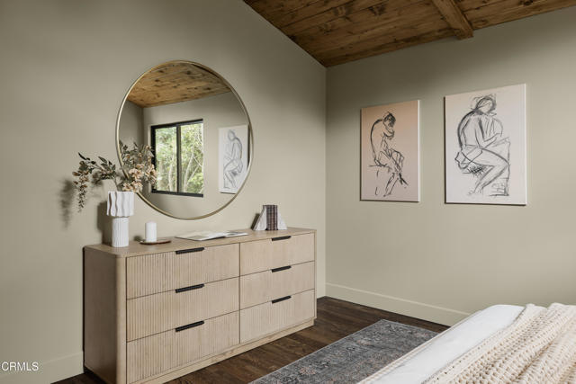 Detail Gallery Image 23 of 44 For 12406 La Maida St, Los Angeles,  CA 91607 - 3 Beds | 2 Baths