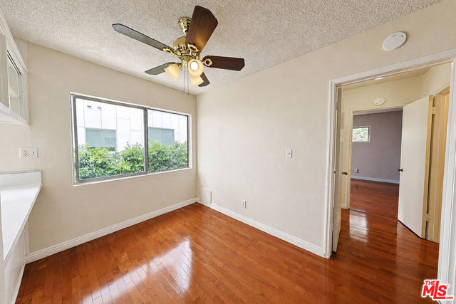 941 North San Vicente Boulevard, 4 photo 8