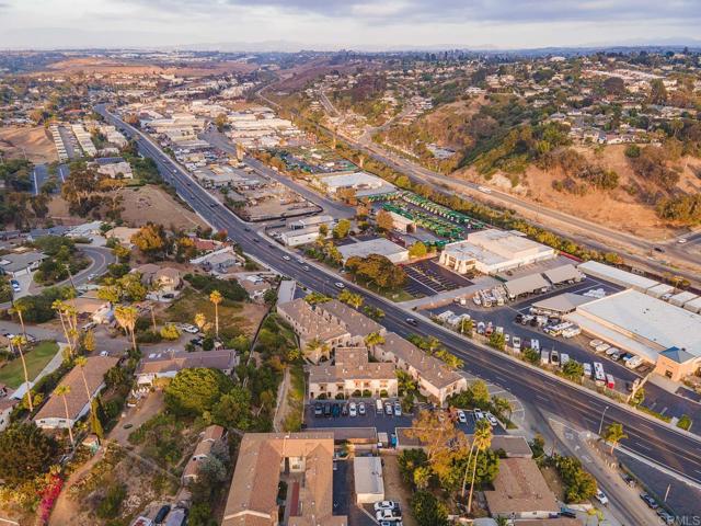 Detail Gallery Image 21 of 27 For 2136 Oceanside Bld, Oceanside,  CA 92054 - 2 Beds | 1 Baths