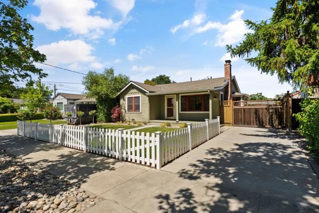 870 N 5th Street, San Jose CA: https://media.crmls.org/mediaz/98352023-4383-4eca-851f-e06a63e5f4ec.jpg