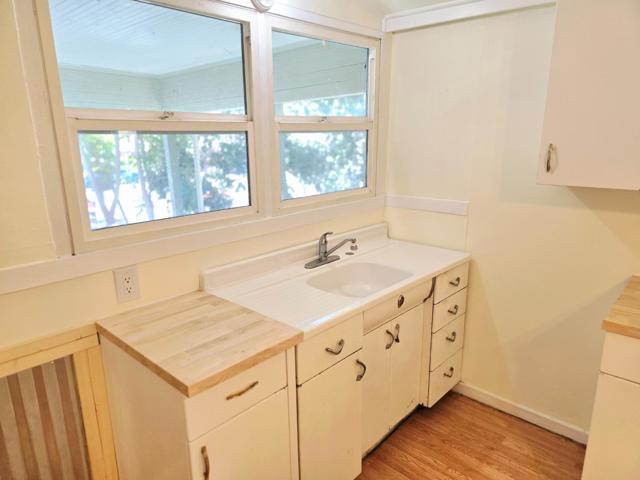 129 Broadway, Jackson CA: https://media.crmls.org/mediaz/98356168-cf30-4420-953b-bdc5adee02da.jpg