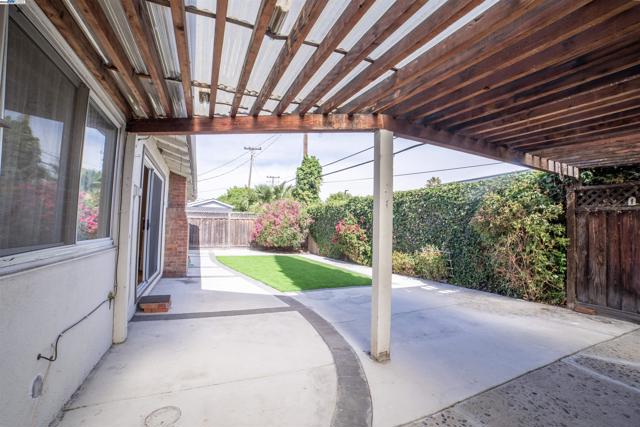 5083 Miramar, San Jose CA: https://media.crmls.org/mediaz/9835bd79-d842-4c90-9ff4-b5f7c2ff56ce.jpg