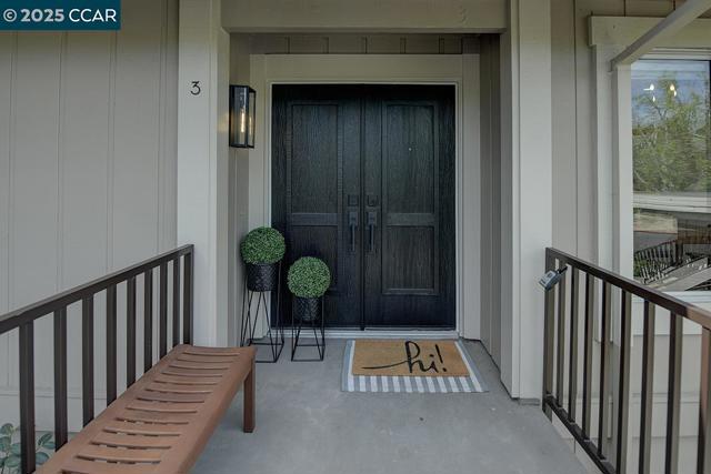 2175 Cactus Ct, Walnut Creek CA: https://media.crmls.org/mediaz/98369761-b8e7-4a64-a9a4-ad574b0fc123.jpg