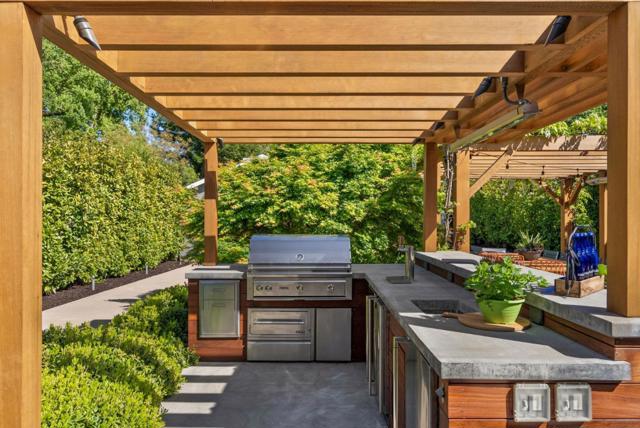 113 Wildwood Avenue, San Carlos CA: https://media.crmls.org/mediaz/983752c5-bb62-46db-a0d5-87e1e506455a.jpg