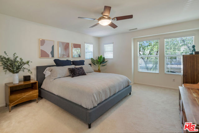 27356 Dearborn Drive, Valencia CA: https://media.crmls.org/mediaz/98389a08-f92e-4ea5-8e5f-a6c40133d12d.jpg