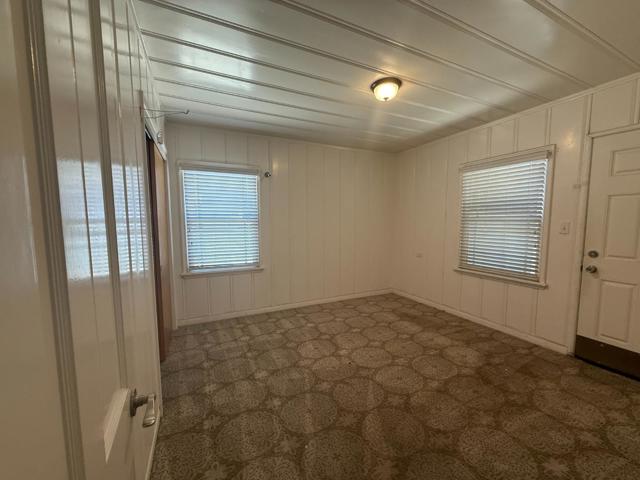 313 Canal Street, King City CA: https://media.crmls.org/mediaz/9838d908-8fe2-495e-9757-80acb4488eb0.jpg