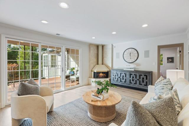 Image 15 of 75 For 14429 Chester Avenue