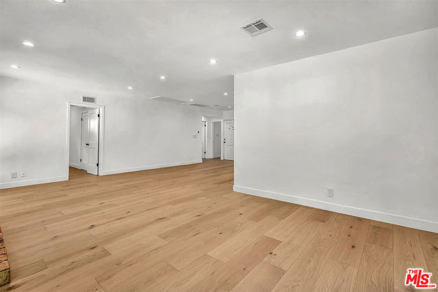 8450 Melvin Avenue photo 15