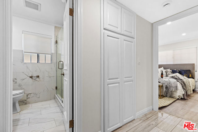 8557 Norwich Avenue, North Hills CA: https://media.crmls.org/mediaz/983a2f52-c32f-4e3f-8a6a-f269bc4872df.jpg