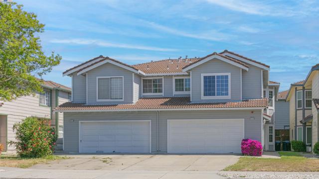 37076 Saint Edwards St, Newark CA: https://media.crmls.org/mediaz/983adbe0-dabb-453e-b7aa-50bbbacf0995.jpg