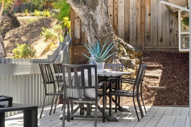 1501 De Anza Boulevard, San Mateo CA: https://media.crmls.org/mediaz/983b007f-6c19-4c8b-94c9-bfea5c86d57e.jpg