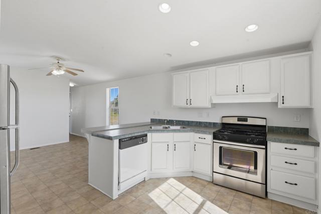 Detail Gallery Image 16 of 74 For 909 Tierra De Luna, Boulevard,  CA 91905 - 8 Beds | 6 Baths