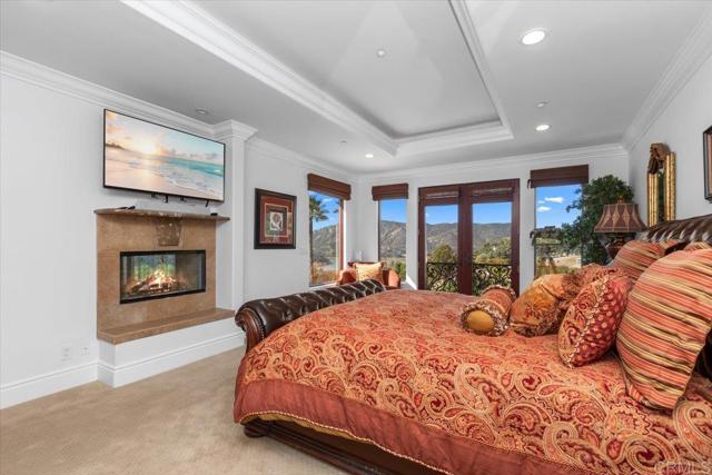 Detail Gallery Image 22 of 53 For 3449 via Loma Vista, Escondido,  CA 92029 - 5 Beds | 4/1 Baths