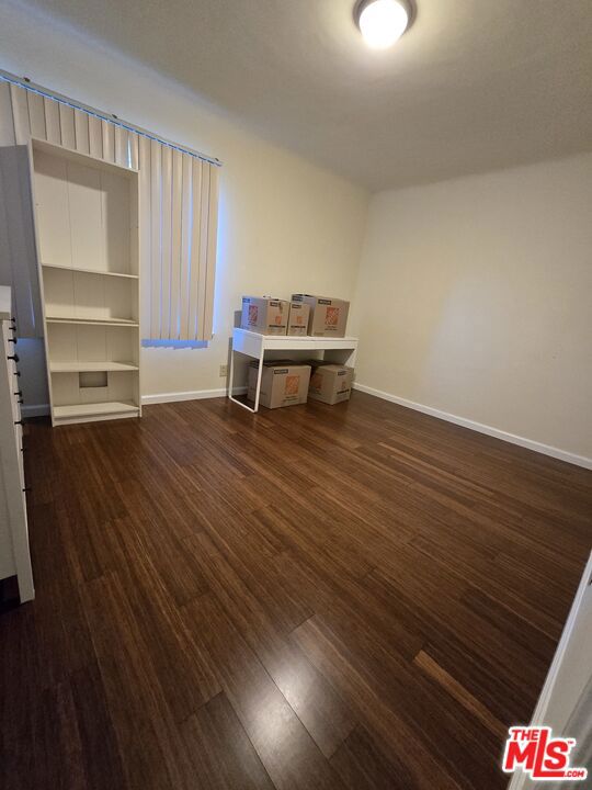 2944 Mayfield Avenue, La Crescenta CA: https://media.crmls.org/mediaz/983c44ce-1ac0-4744-a146-75b97749ad70.jpg