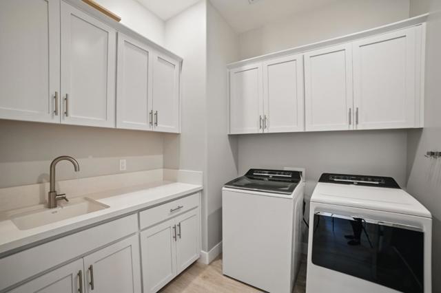 2954 Laredo Drive, Rocklin CA: https://media.crmls.org/mediaz/983cba08-a470-4434-a805-71914288d25c.jpg