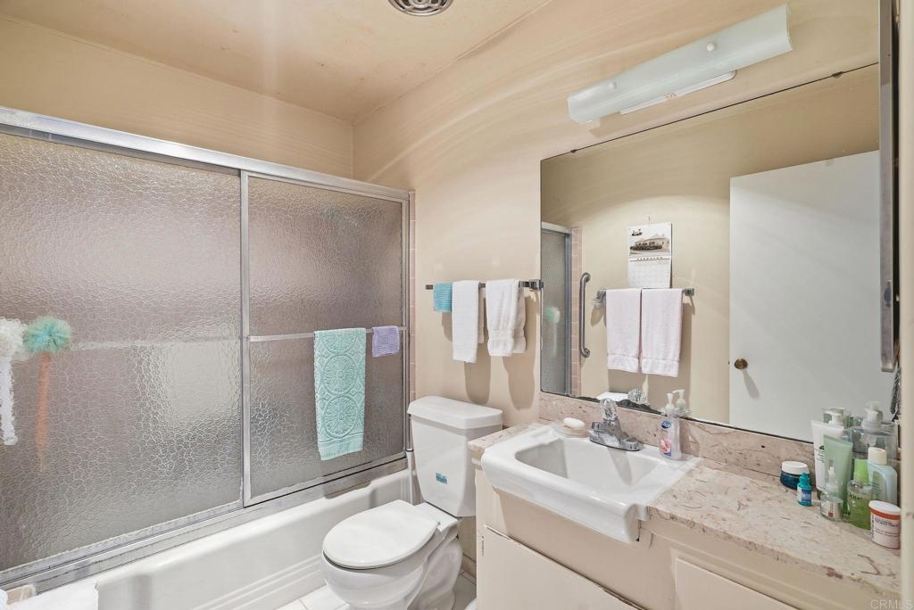 5455 Parkview Dr - photo 15