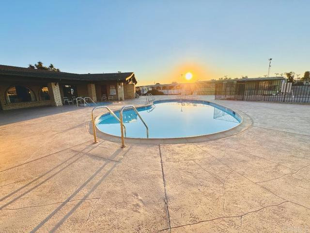 Detail Gallery Image 28 of 43 For 444 Anita St #19,  Chula Vista,  CA 91911 - 2 Beds | 2 Baths