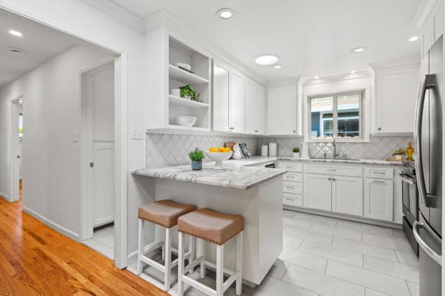 291 Alturas Avenue, Sunnyvale CA: https://media.crmls.org/mediaz/9840e7ca-fd22-4f15-b29a-a07ba1cdf3d9.jpg