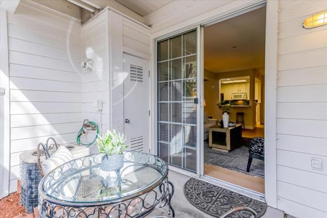 602 Arcadia Terrace, Sunnyvale CA: https://media.crmls.org/mediaz/984326bb-66e3-4013-a337-67d5fe6a25b5.jpg