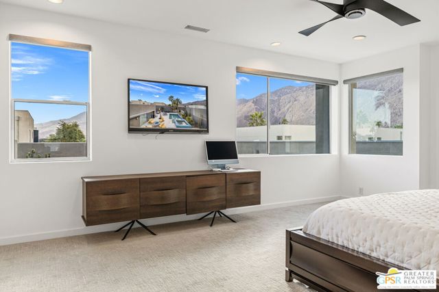 1065 Dane Drive, Palm Springs CA: https://media.crmls.org/mediaz/98435814-3675-45d2-b713-c0ef7299876d.jpg
