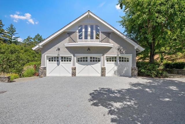3 Vintage Court, Woodside CA: https://media.crmls.org/mediaz/9844194b-2788-4d0e-a65c-990b09abac8c.jpg