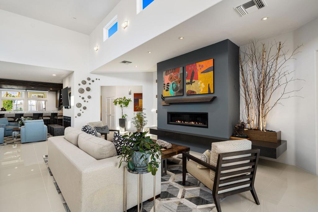 MLS #219138921DA image #3