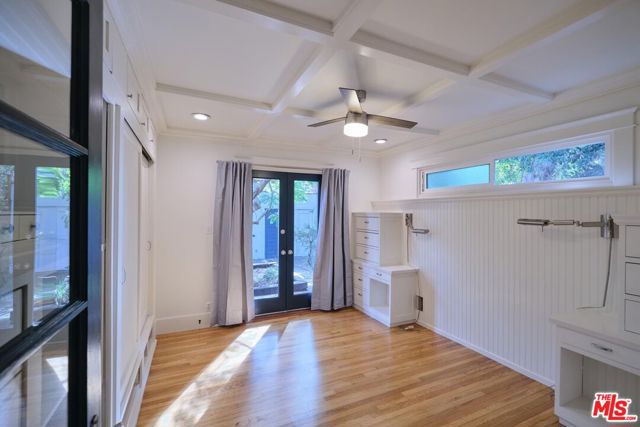 9030 Carson Street, Culver City CA: https://media.crmls.org/mediaz/98466b33-3cd2-4bf5-b939-d108db937b0f.jpg