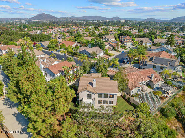 1636 Meadowglen Court, Newbury Park CA: https://media.crmls.org/mediaz/98466eed-0c8b-456d-bfa9-548ee1d2de62.jpg