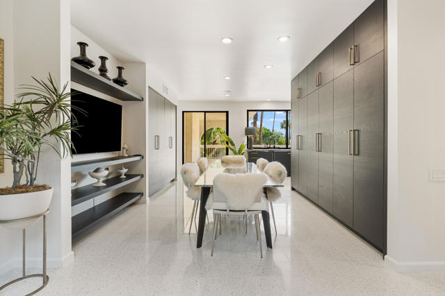 70663 Oroville Circle, Rancho Mirage CA: https://media.crmls.org/mediaz/98467e5f-0064-44b1-a7ae-acaba0a068ea.jpg