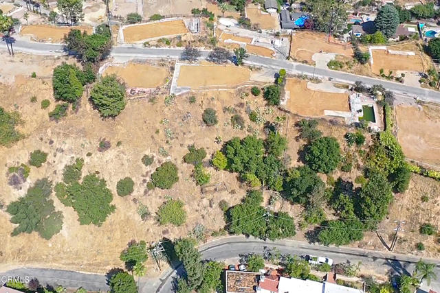 3017 Zane Grey Terrace, Altadena CA: https://media.crmls.org/mediaz/98475cbd-a077-4cfb-8ac9-7c3215d9feb0.jpg