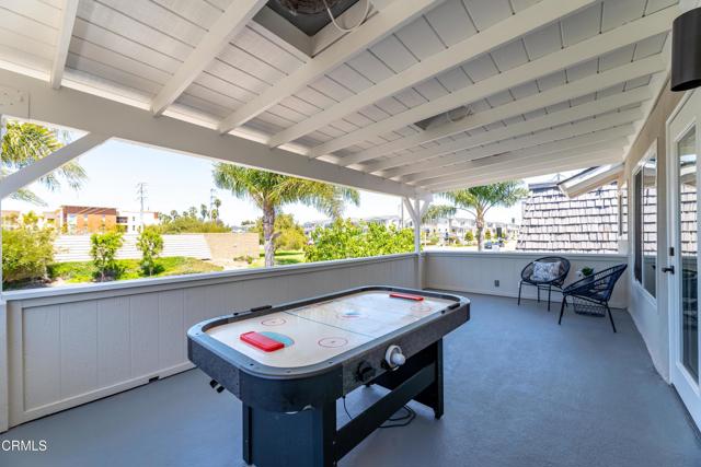 Detail Gallery Image 4 of 59 For 3810 W Hemlock St, Oxnard,  CA 93035 - 4 Beds | 4 Baths