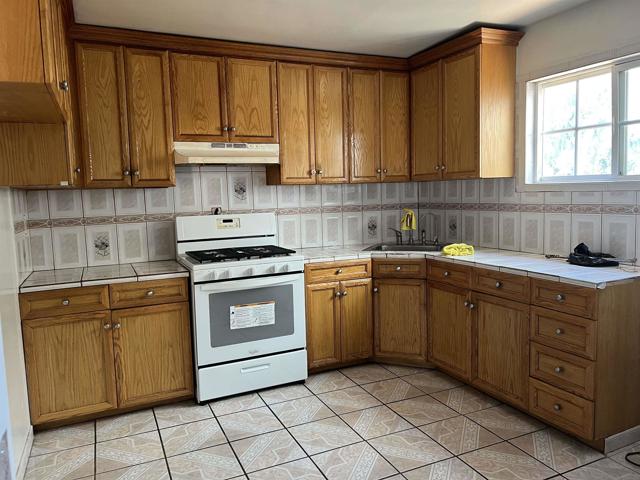 3647 Lemona Ave, San Diego CA: https://media.crmls.org/mediaz/9847f590-c338-4d0d-8b30-0a38236b1c52.jpg
