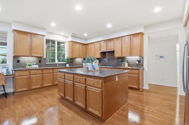 Detail Gallery Image 15 of 23 For 31605 Seastar Pl, Temecula,  CA 92592 - 6 Beds | 4 Baths