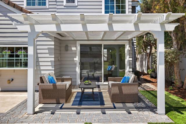676 Pacific Cove Drive, Port Hueneme CA: https://media.crmls.org/mediaz/98488537-120f-43e8-ab49-f77ee03b3bbc.jpg