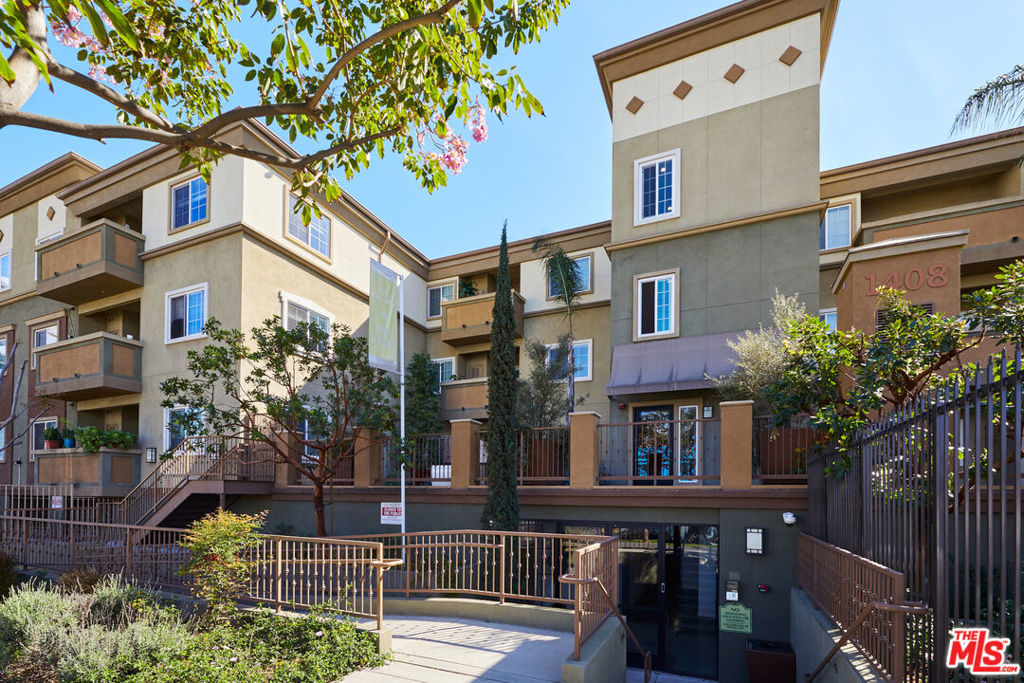 1408 W WASHINGTON Boulevard #114