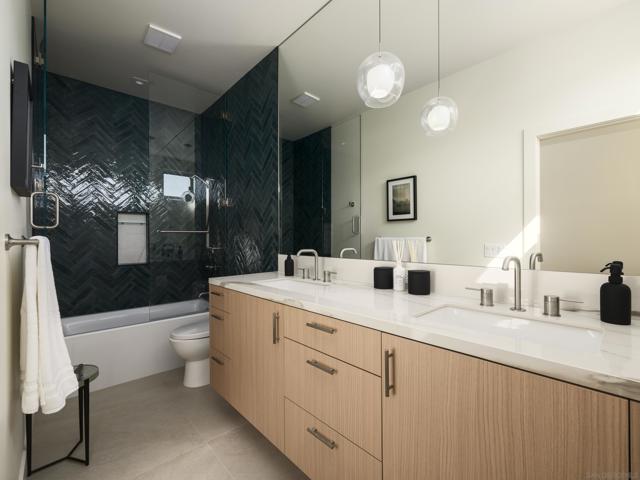 2841 Bayside Walk, San Diego CA: https://media.crmls.org/mediaz/9849beee-3ad1-493a-8f8c-2e36da3384af.jpg