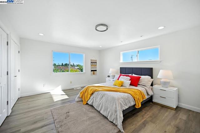 3419 Del Valle Cir, San Leandro CA: https://media.crmls.org/mediaz/9849d3b6-600b-4e69-92f2-5e00d18ebb57.jpg