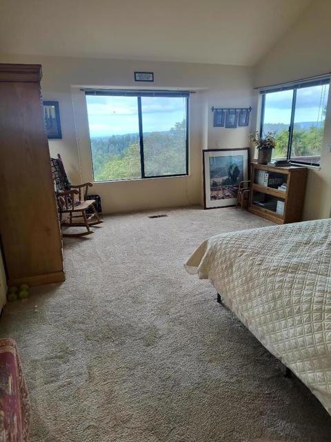 1380 Amaya Ridge Road, Soquel CA: https://media.crmls.org/mediaz/984aa6a6-64cc-4fe2-aae7-02cfb13440c2.jpg