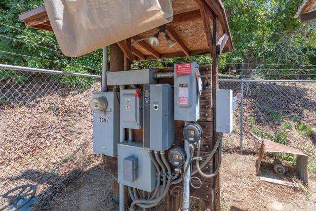 Image 7 of 75 For 3137 Valley Parkway