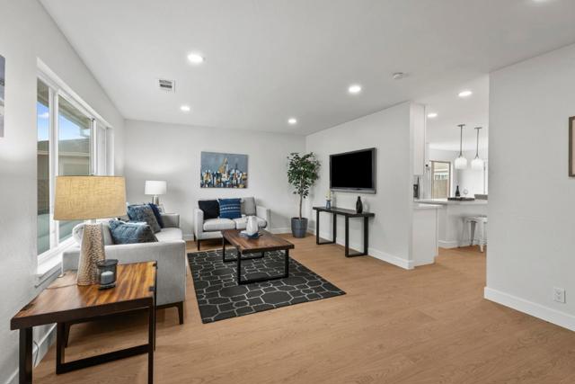 1575 Acacia Way, Morgan Hill CA: https://media.crmls.org/mediaz/984c163d-4443-449e-9d4a-91bc9d6f4d5a.jpg