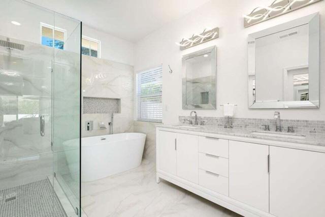 836 Mira Grande, Palm Springs, CA 92262