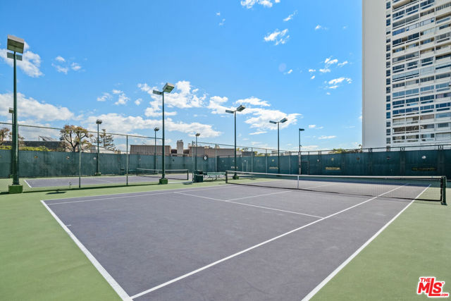 2220 Avenue Of The Stars, Los Angeles CA: https://media.crmls.org/mediaz/984dbdce-a9d8-4131-ad77-8c3d52b0139d.jpg